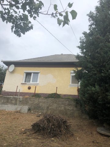 Eladó családi ház, Mátraderecskén 22 M Ft, 3 szobás