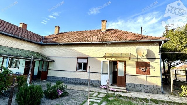 Eladó családi ház, Jászszentlászlón 29.9 M Ft, 3 szobás