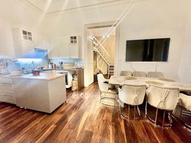 Eladó téglalakás, Budapesten, VII. kerületben 115 M Ft, 3 szobás