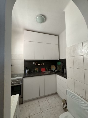 Kiadó téglalakás, albérlet, VIII. kerületben, Vajda Péter utcában