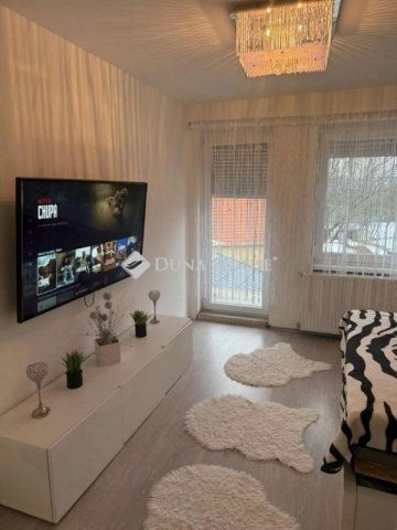 Eladó családi ház, Berhidán 69 M Ft, 6 szobás