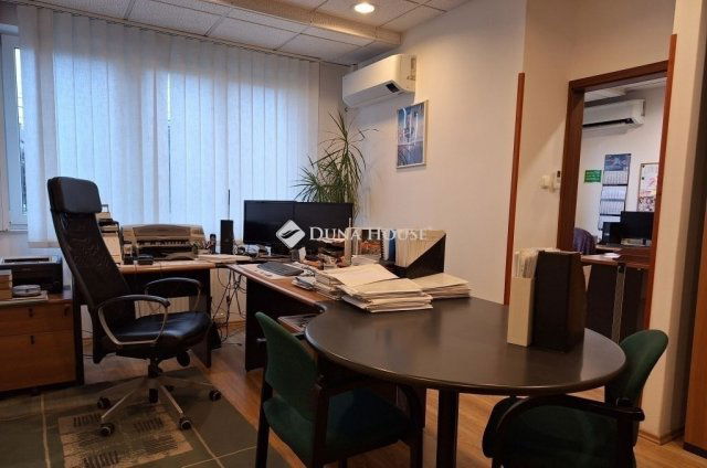 Eladó családi ház, Budapesten, XIV. kerületben 275 M Ft