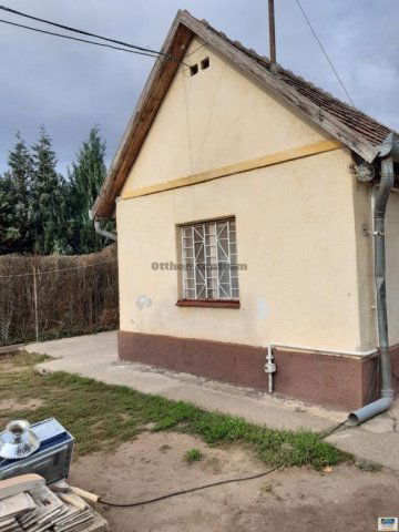 Eladó családi ház, Budapesten, XVIII. kerületben 68 M Ft