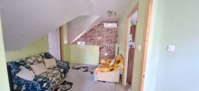 Eladó családi ház, Nagyharsányon 44.9 M Ft, 7 szobás