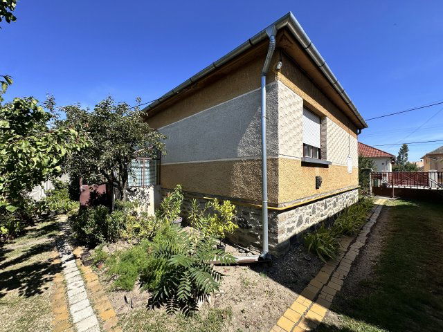 Eladó családi ház, Répcelakon, Derkovits utcában 31.99 M Ft