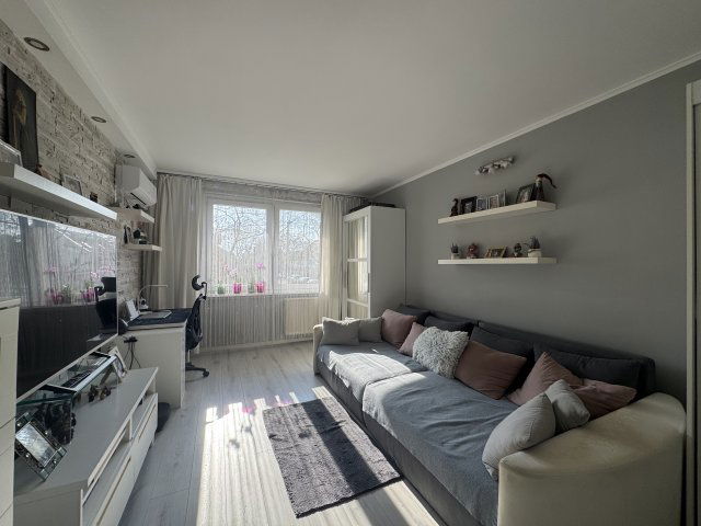 Eladó panellakás, Budapesten, XV. kerületben 64.9 M Ft, 2 szobás