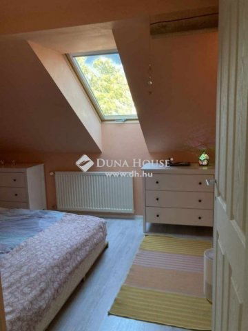 Eladó téglalakás, Budakeszin 125 M Ft, 4 szobás