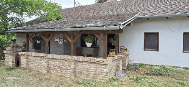 Eladó családi ház, Tiszakürtön 22.9 M Ft, 2 szobás