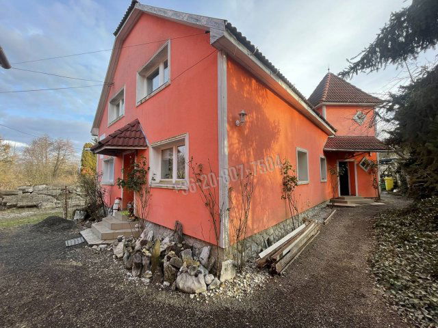 Eladó családi ház, Szilvásváradon 41.7 M Ft, 5 szobás