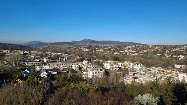 Eladó telek, Budapesten, III. kerületben 460 M Ft