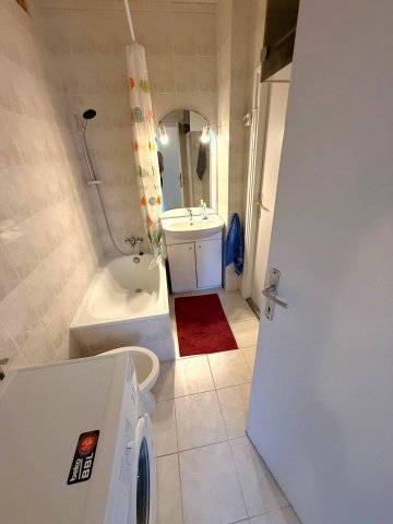 Eladó téglalakás, Pécsett 44.9 M Ft, 2+1 szobás