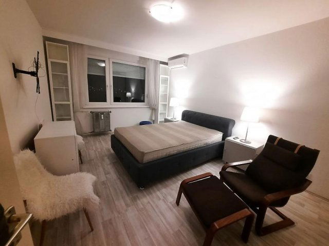 Eladó panellakás, Budapesten, XV. kerületben 51.9 M Ft