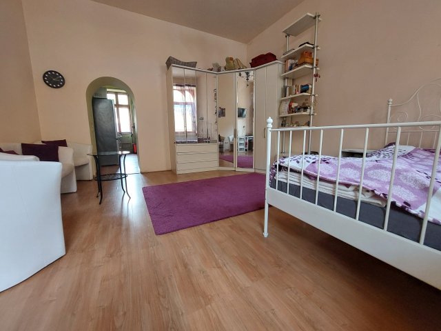 Eladó téglalakás, Budapesten, VIII. kerületben, Őr utcában