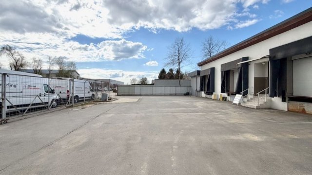 Eladó ipari ingatlan, Debrecenben, Harsona utcában 214 M Ft