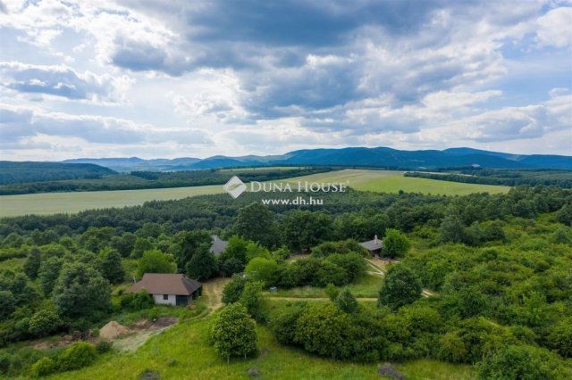 Eladó családi ház, Harsányban 399 M Ft, 7 szobás