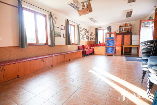 Eladó hotel, Komáromban 69 M Ft, 7 szobás / költözzbe.hu