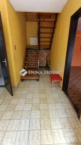 Eladó családi ház, Bólyban 51.9 M Ft, 6 szobás