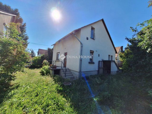Eladó családi ház, Balatonkenesén 91 M Ft, 3+1 szobás