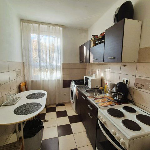 Eladó téglalakás, Kecskeméten 41.9 M Ft, 2 szobás