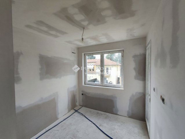 Eladó ikerház, Budapesten, XVIII. kerületben 129.9 M Ft, 5 szobás