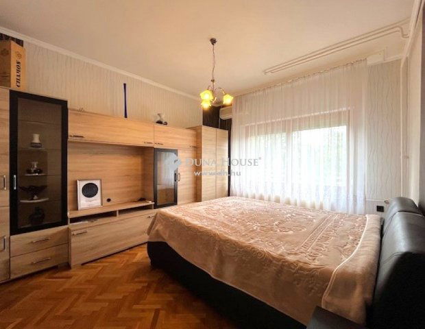 Eladó családi ház, Lajosmizsén 69.9 M Ft, 5 szobás