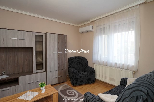 Kiadó téglalakás, albérlet, Nyíregyházán 120 E Ft / hó