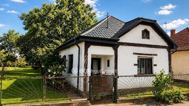 Eladó családi ház, Kabán 11.4 M Ft, 2 szobás