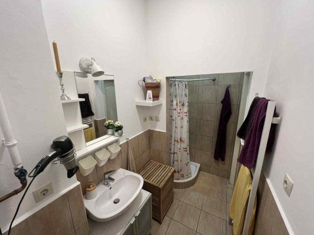 Eladó téglalakás, Budapesten, VI. kerületben, Szív utcában