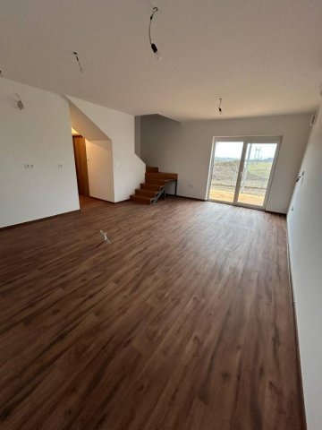 Eladó ikerház, Tordason 75 M Ft, 4 szobás / költözzbe.hu