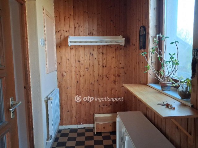 Eladó családi ház, Mosonmagyaróváron 84.9 M Ft, 3+2 szobás