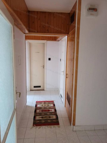 Kiadó téglalakás, albérlet, Jászberényben 130 E Ft / hó