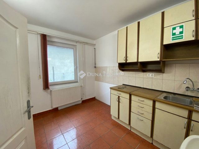 Eladó ipari ingatlan, Kistarcsán 275 M Ft / költözzbe.hu