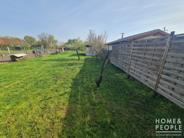 Eladó telek, Hódmezővásárhelyen 17.2 M Ft