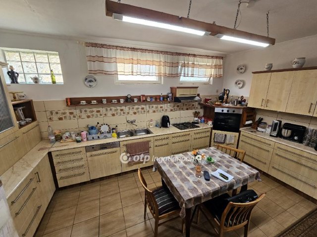 Eladó családi ház, Bátyán 49 M Ft, 3 szobás