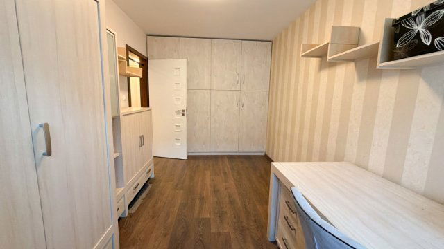 Eladó téglalakás, Debrecenben 99.9 M Ft, 3 szobás