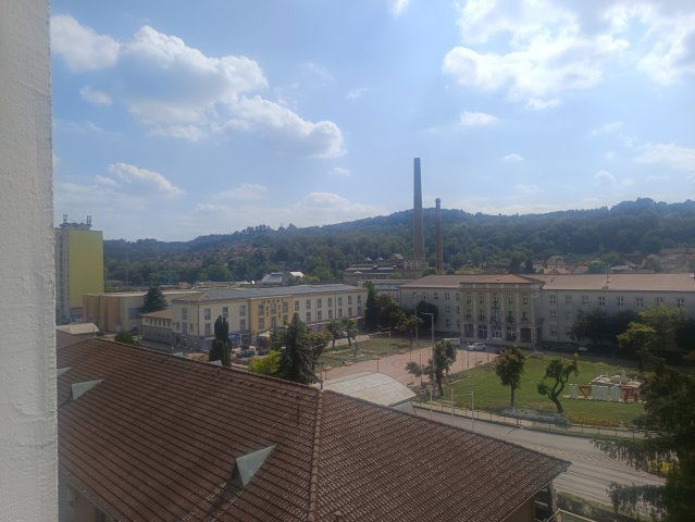 Eladó panellakás, Komlón 20.9 M Ft, 2 szobás
