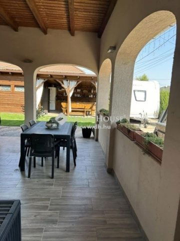 Eladó ikerház, Halásztelken 124.9 M Ft, 4 szobás