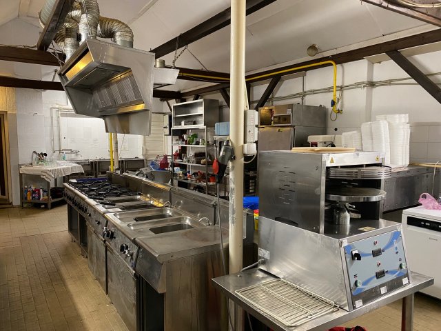 Eladó hotel, Zamárdiban 370 M Ft / költözzbe.hu