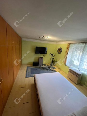 Eladó családi ház, Kaposváron 44.9 M Ft, 4+1 szobás