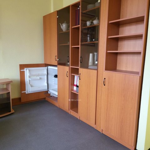 Eladó üzlethelyiség, Debrecenben 1144.6 M Ft, 10 szobás