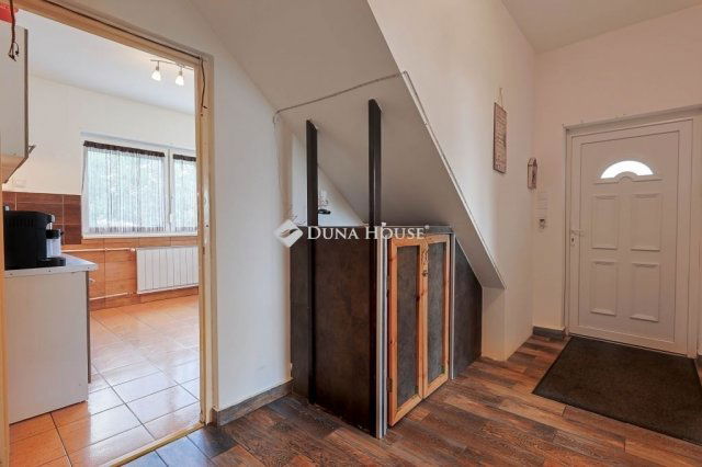 Eladó családi ház, Budapesten, XVI. kerületben 164.99 M Ft