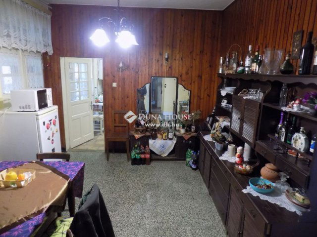 Eladó családi ház, Felsőszölnökön 54.99 M Ft, 3 szobás