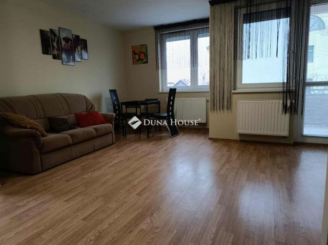 Kiadó téglalakás, albérlet, Kecskeméten 170 E Ft / hó