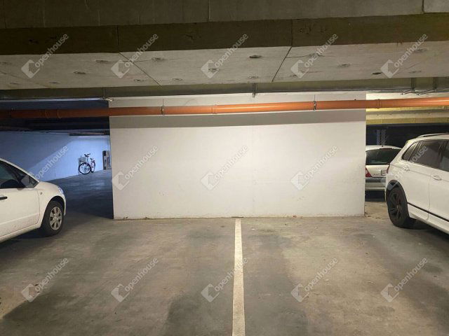 Eladó garázs, Győrött 9 M Ft / költözzbe.hu