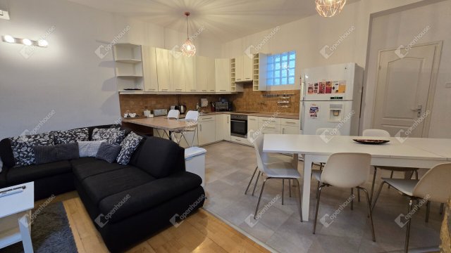 Eladó téglalakás, Budapesten, VI. kerületben 164.9 M Ft