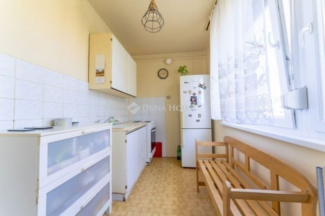 Eladó panellakás, Budapesten, XXI. kerületben 53.9 M Ft, 2 szobás