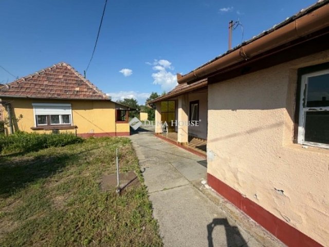 Eladó családi ház, Pilisen 22.9 M Ft, 3 szobás