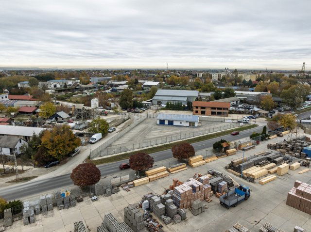 Eladó ipari ingatlan, Szigetszentmiklóson 200 M Ft