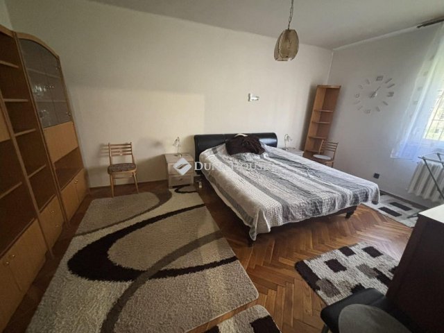 Kiadó panellakás, albérlet, Kecskeméten 120 E Ft / hó, 1 szobás