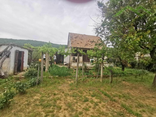 Eladó nyaraló, Siklóson 10.99 M Ft, 1 szobás